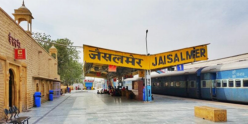 jaisalmer-taxi-railway-station-hukam-rajasthan