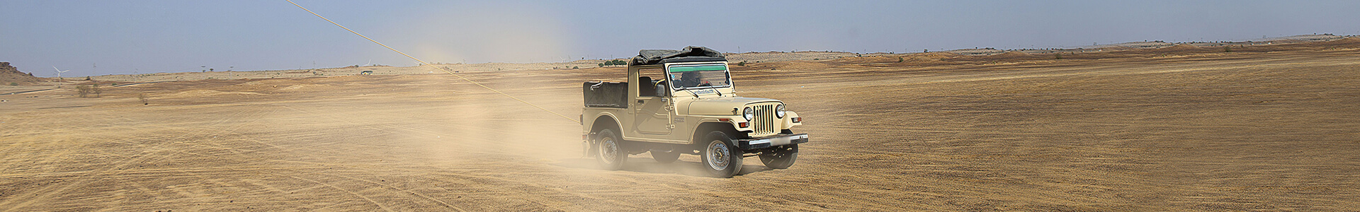 jeep-thar-desert-hukam-rajasthan