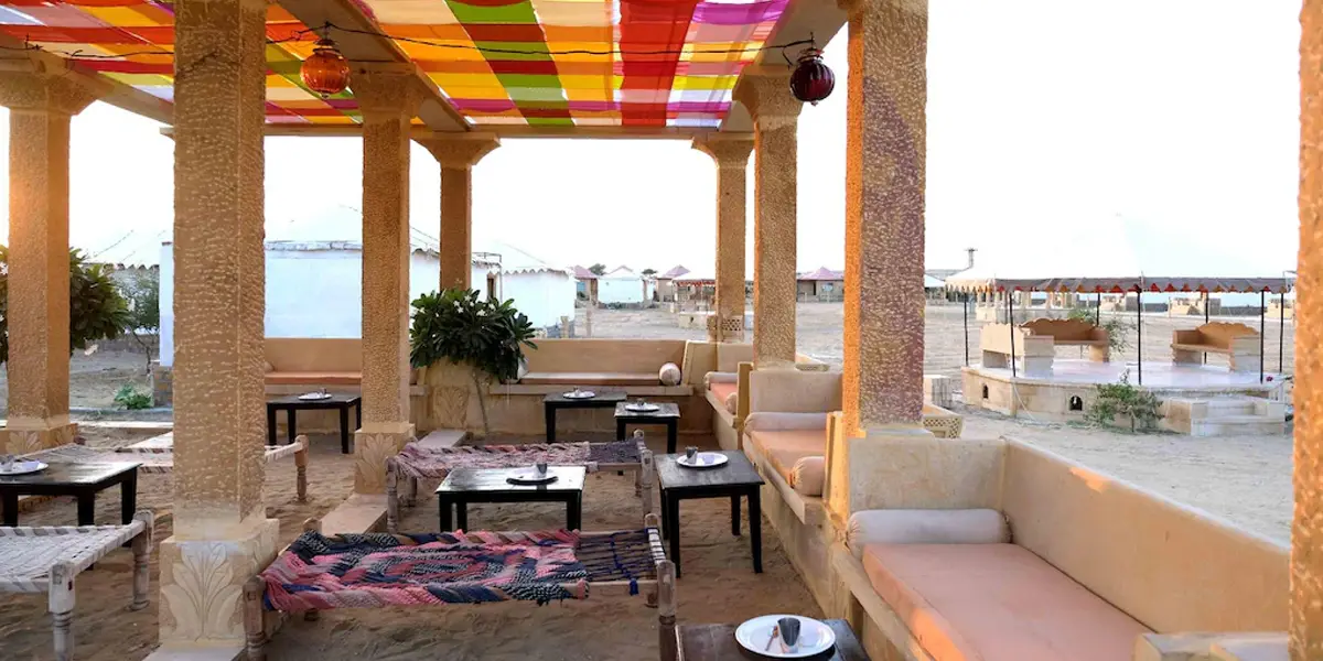 dining-area-jaisalmer-desert-camp