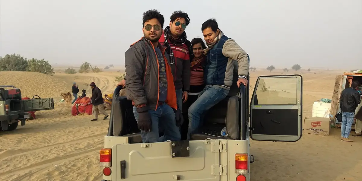 jeep-safari-at-desert-camp-jaisalmer