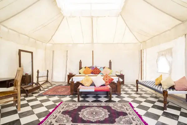 luxury-swiss-tent-in-jaisalmer