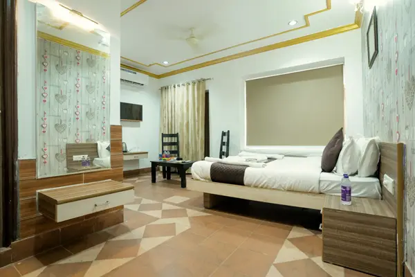 standard-room-budget-hotel-in-jaisalmer