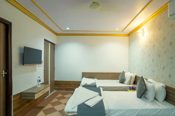 twin-room-budget-hotel-jaisalmer